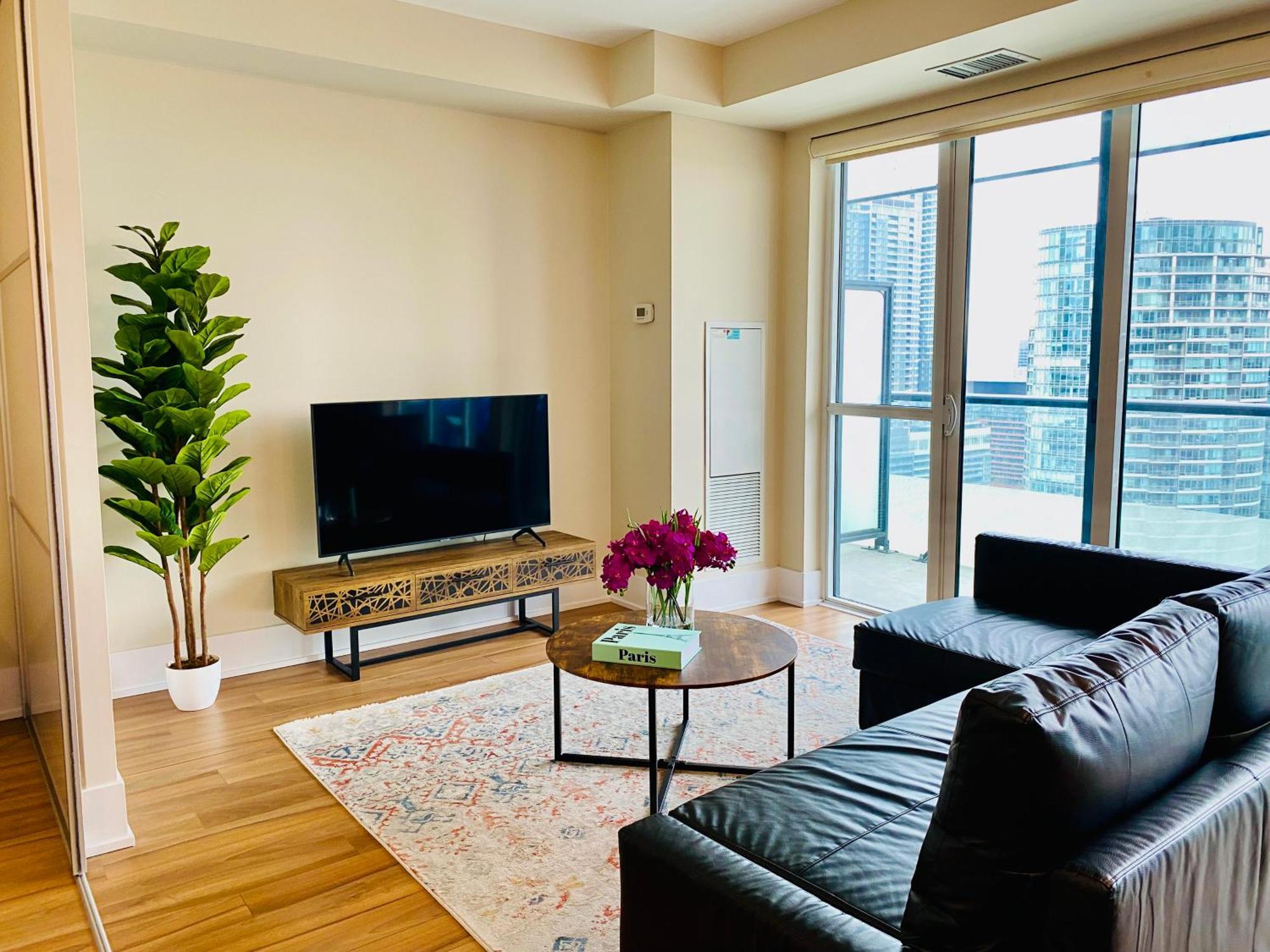 Central Toronto Suite - Free Parking, City Views, Near Cn Tower Exteriér fotografie